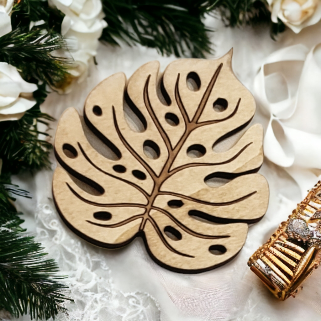 Pot Holder Monstera Leaf - Nature - Wood - Handmade Gift - Housewarming - Wood Kitchenware